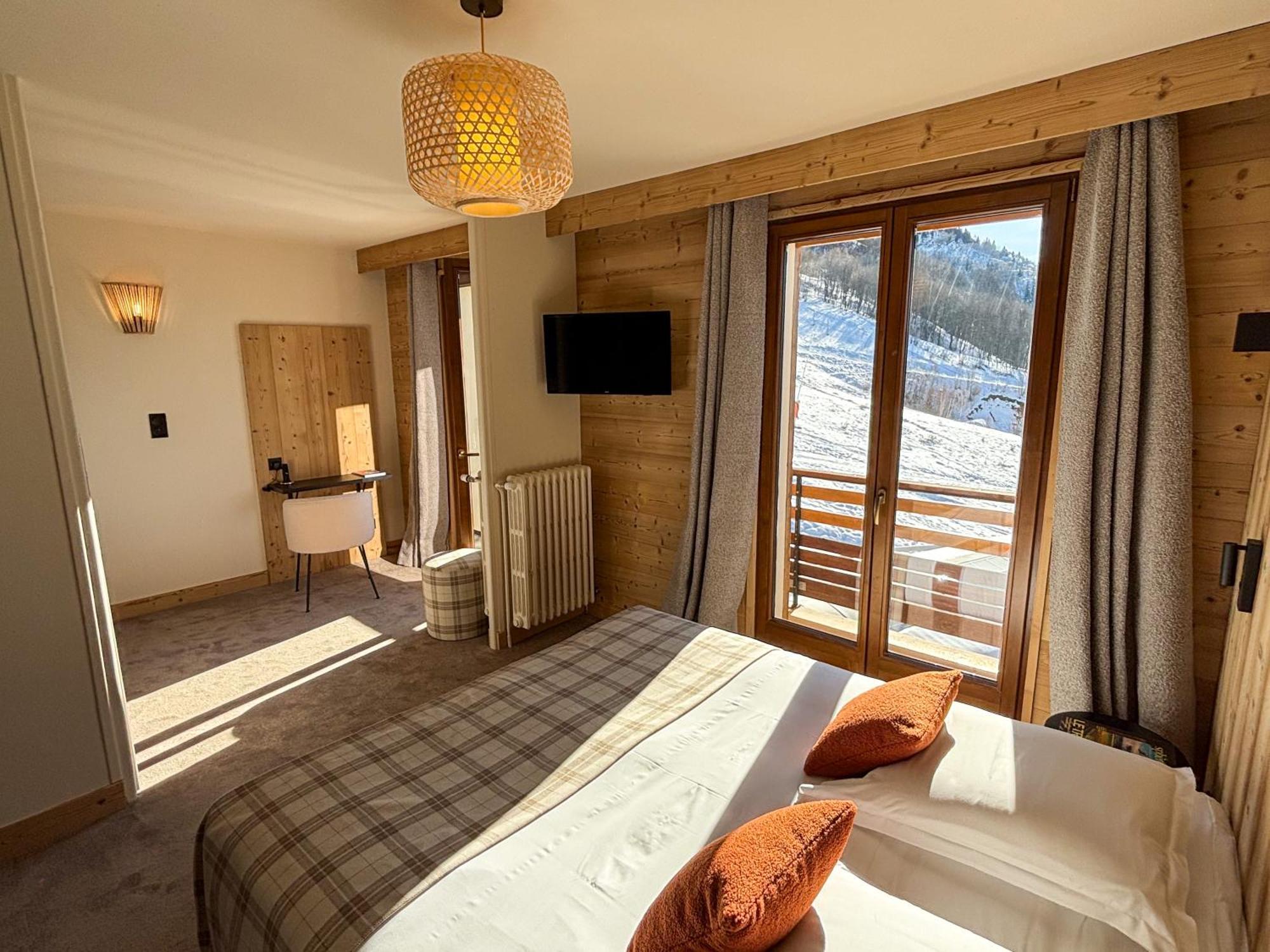 Hotel Casa Moho Saint-Francois-Longchamp 1450 Buitenkant foto