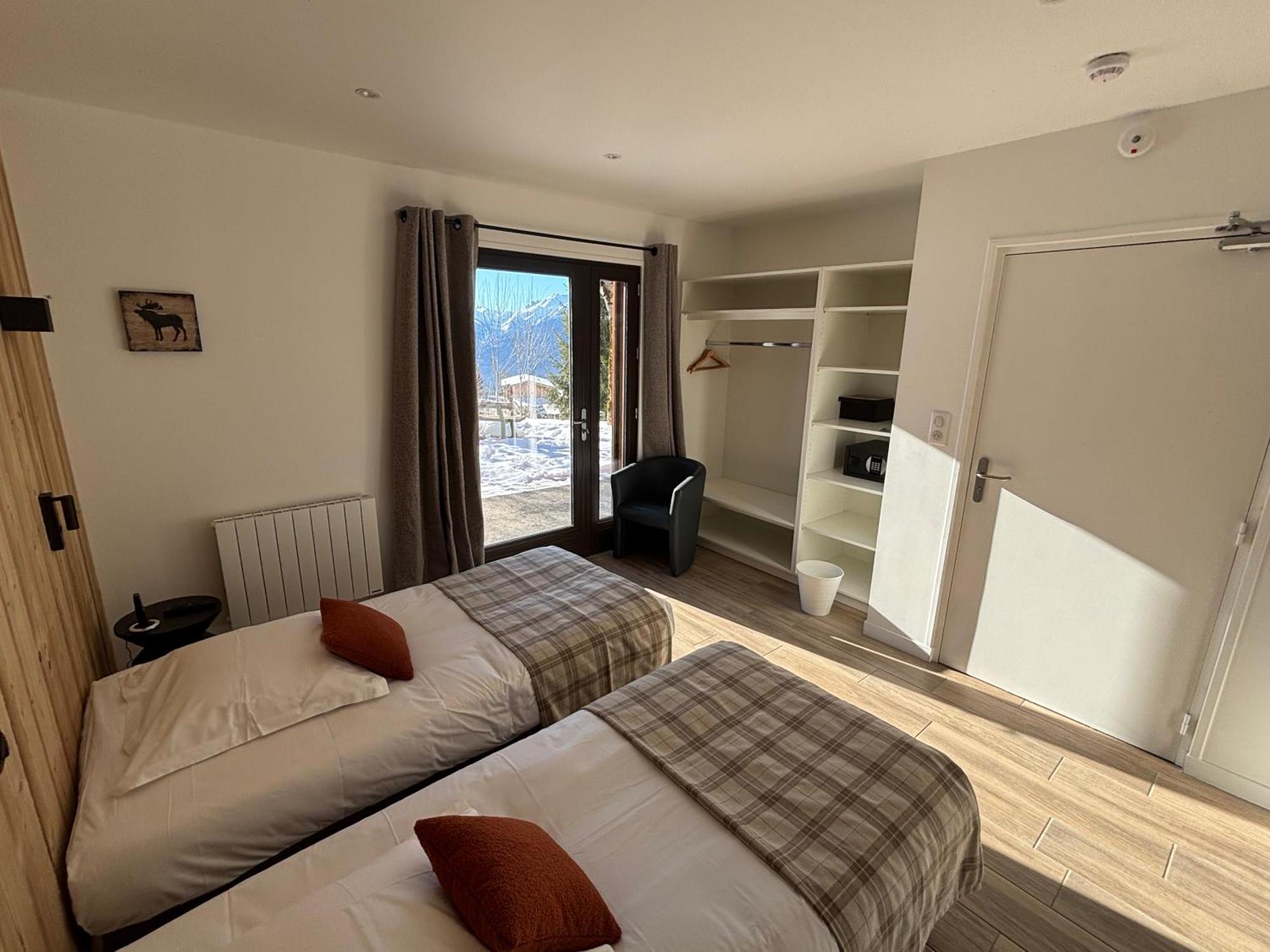 Hotel Casa Moho Saint-Francois-Longchamp 1450 Buitenkant foto